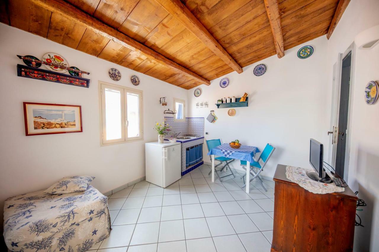 Il Terrazzino Holiday Home 切法卢 外观 照片