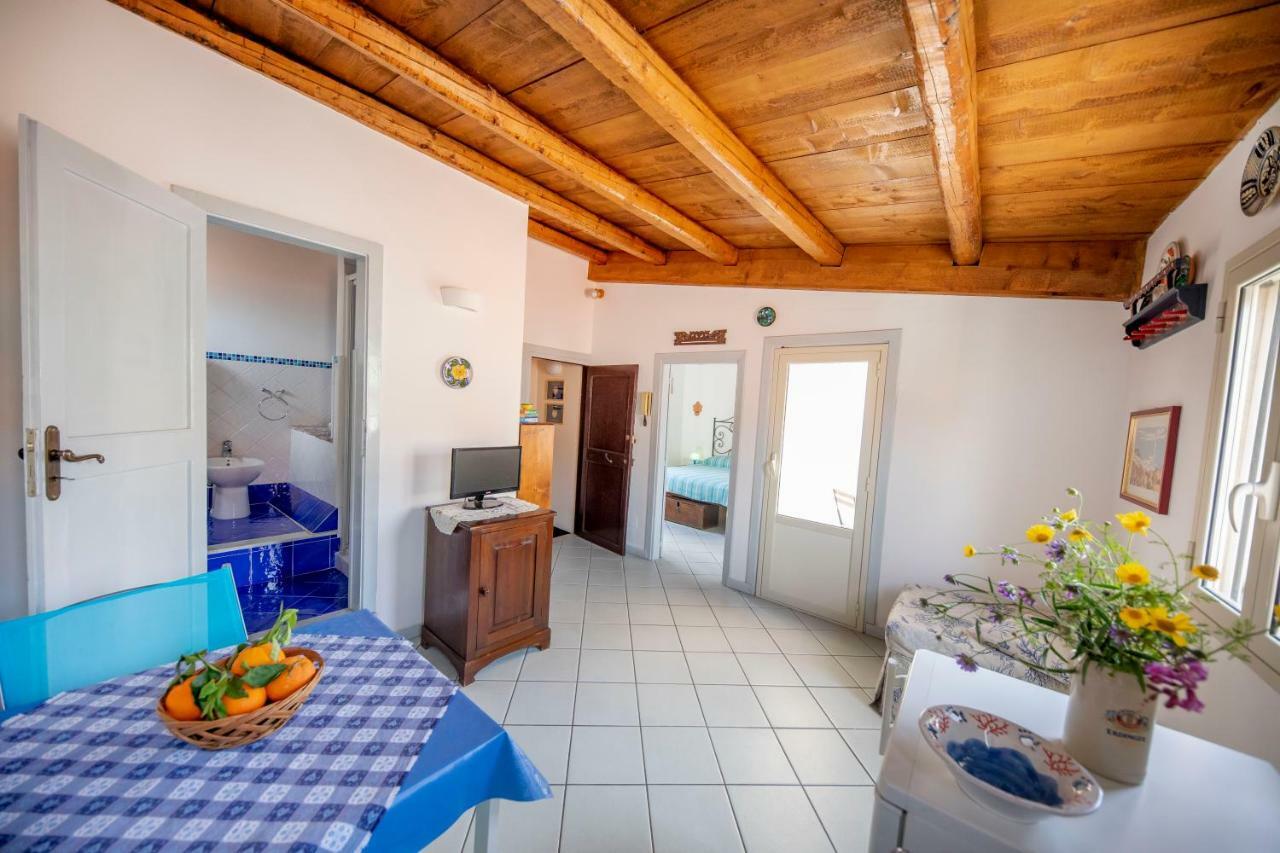 Il Terrazzino Holiday Home 切法卢 外观 照片