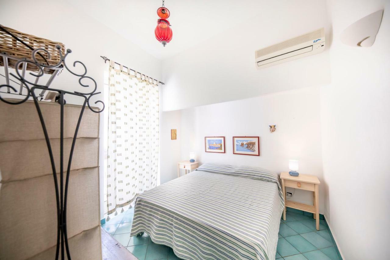Il Terrazzino Holiday Home 切法卢 外观 照片